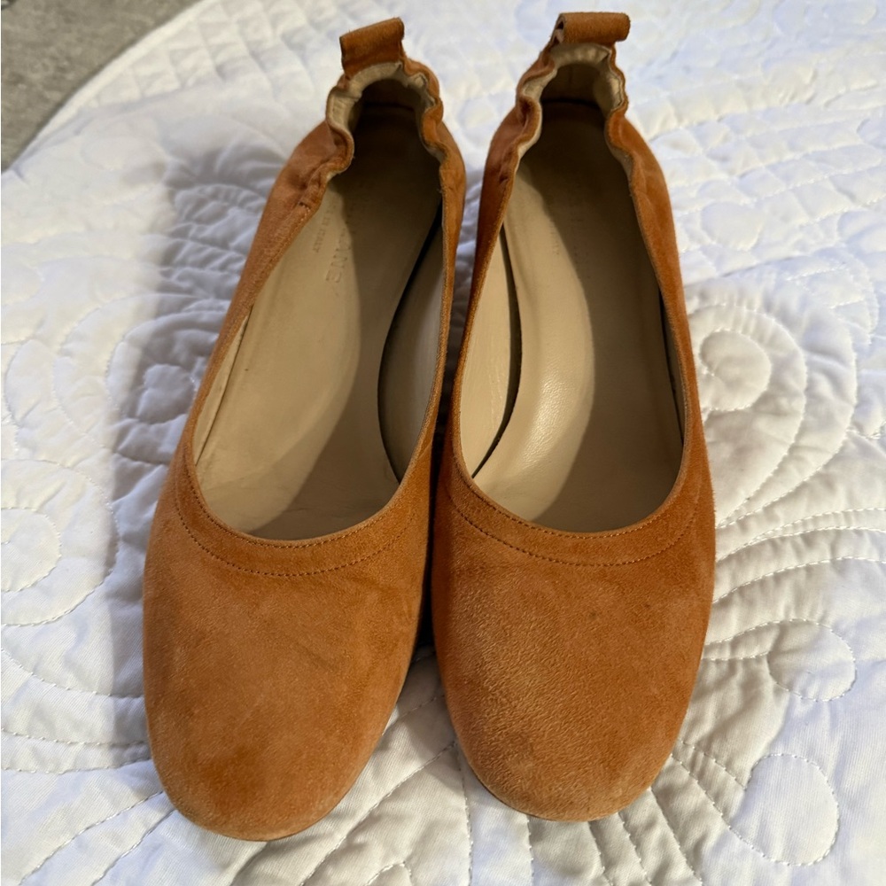 Everlane Tan Ballet Flats Classic Design